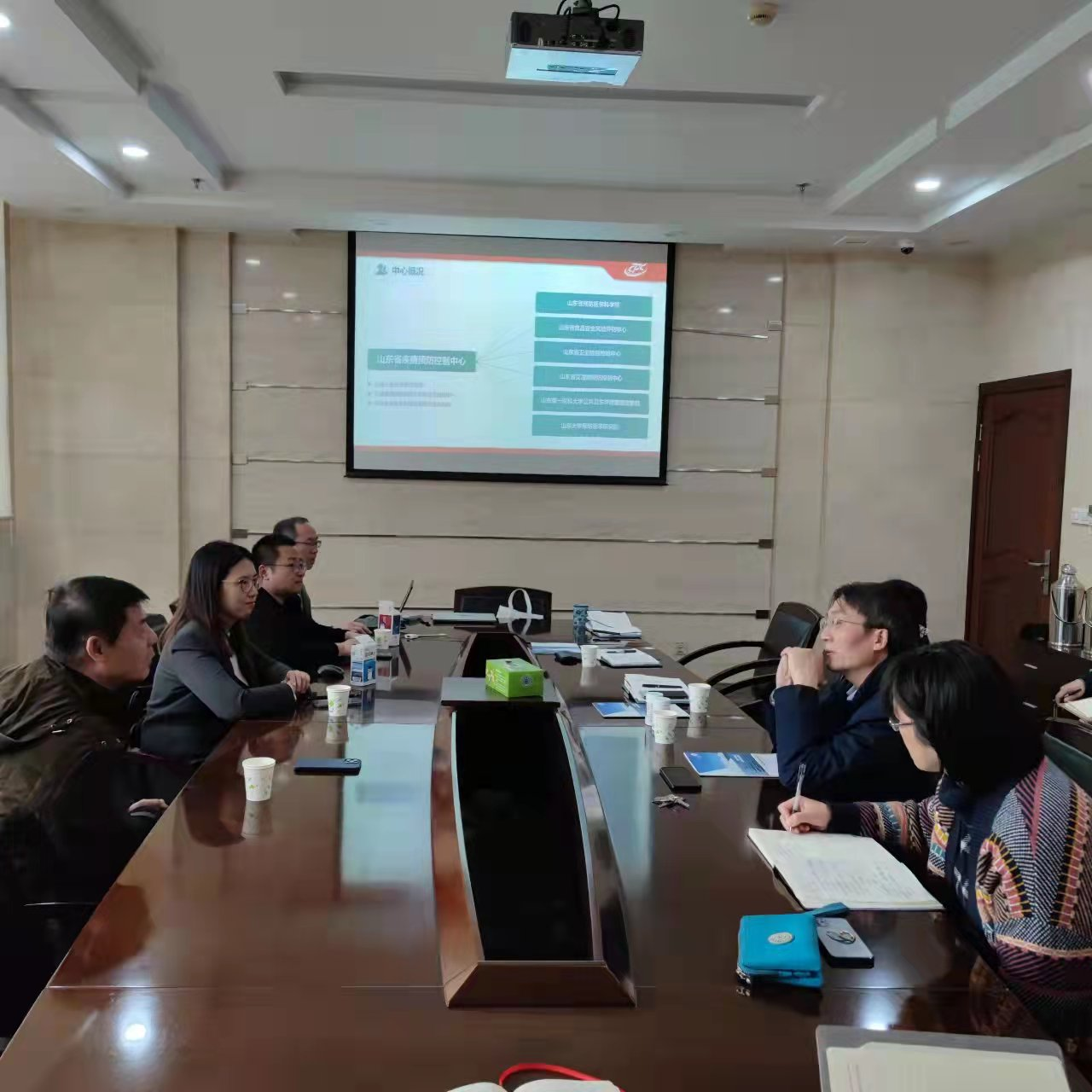 省疾控与极源生物探讨南极磷虾行业发展 省疾控与极源生物探讨南极磷虾行业发展